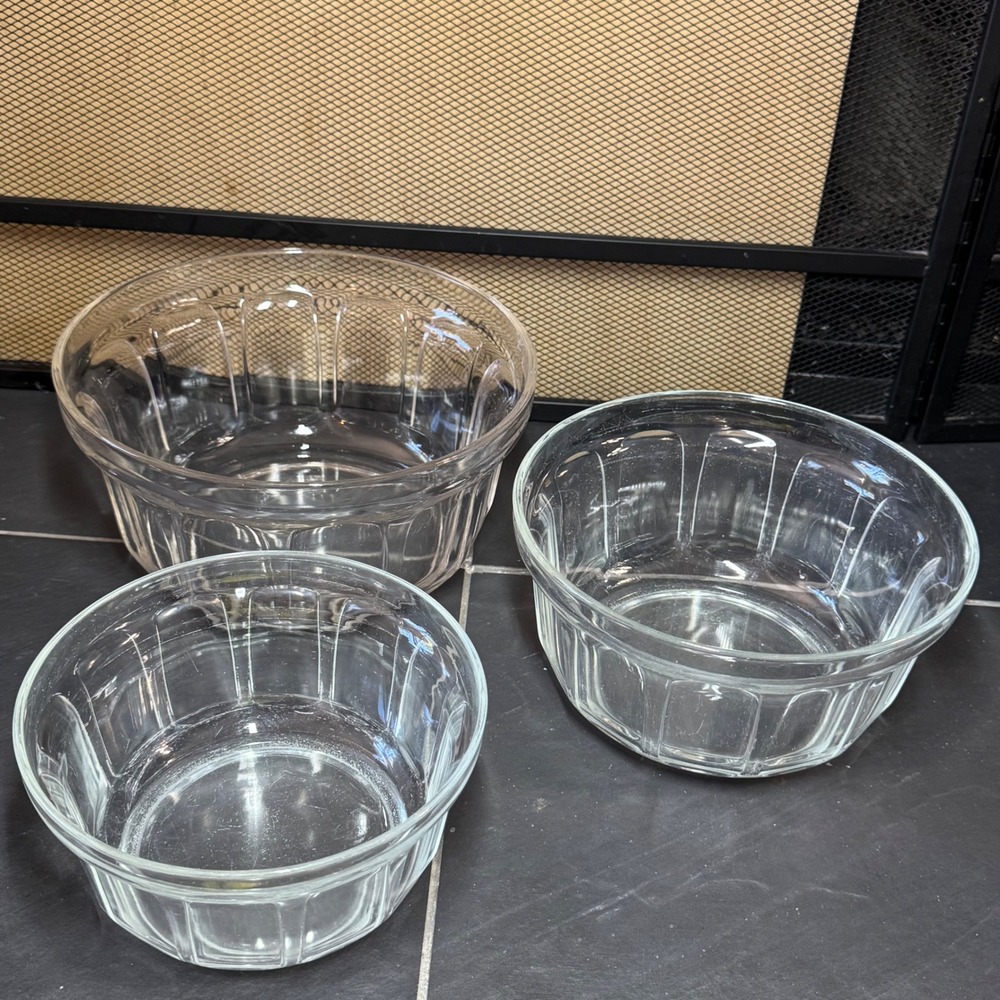 Vereco France Vintage Clear Glass Ribbed Nesting Bowls Set of 3 Paneled Mixing
